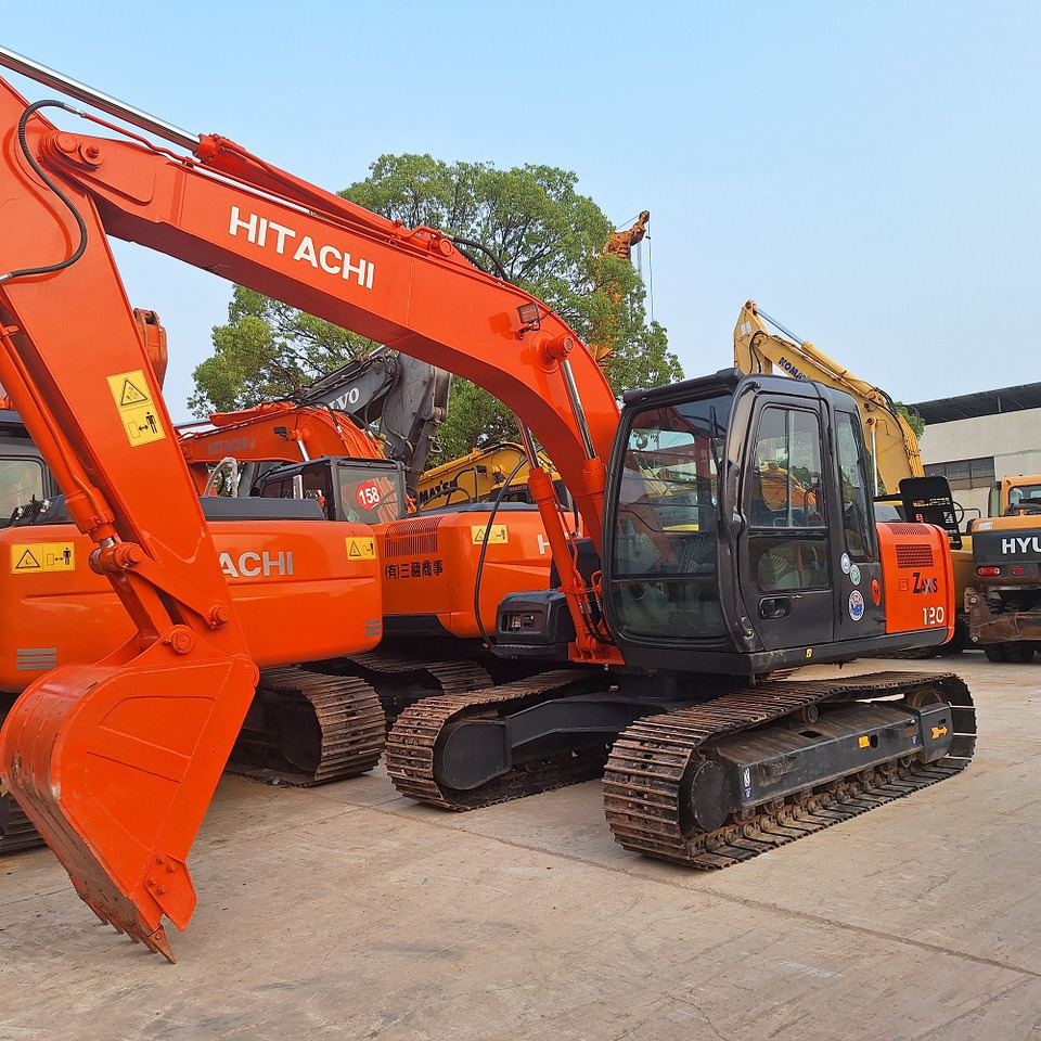 Hitachi ZX120 Excavator - 크롤러 굴삭기 : 사진 1 Hitachi ZX120 Excavator - 크롤러 굴삭기 : 사진 1