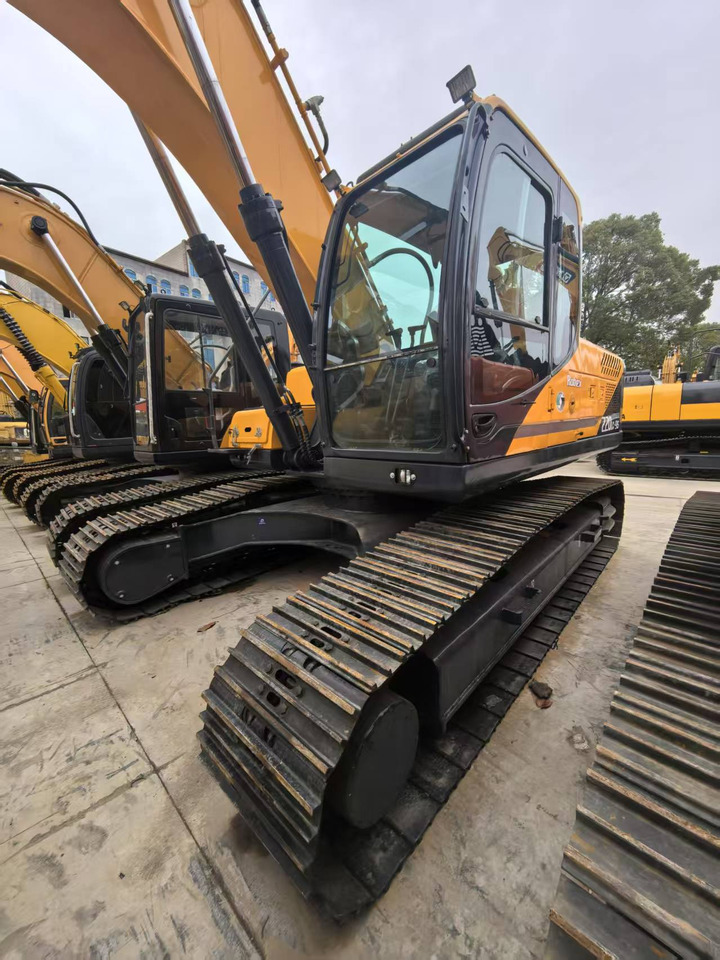 Hyundai 220LC-9S Excavator - 크롤러 굴삭기 : 사진 3 Hyundai 220LC-9S Excavator - 크롤러 굴삭기 : 사진 3