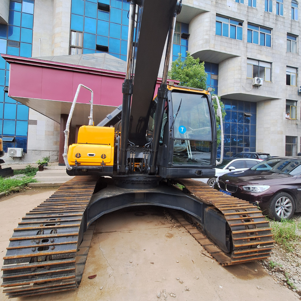 Hyundai 220LC-9S Excavator - 크롤러 굴삭기 : 사진 4 Hyundai 220LC-9S Excavator - 크롤러 굴삭기 : 사진 4