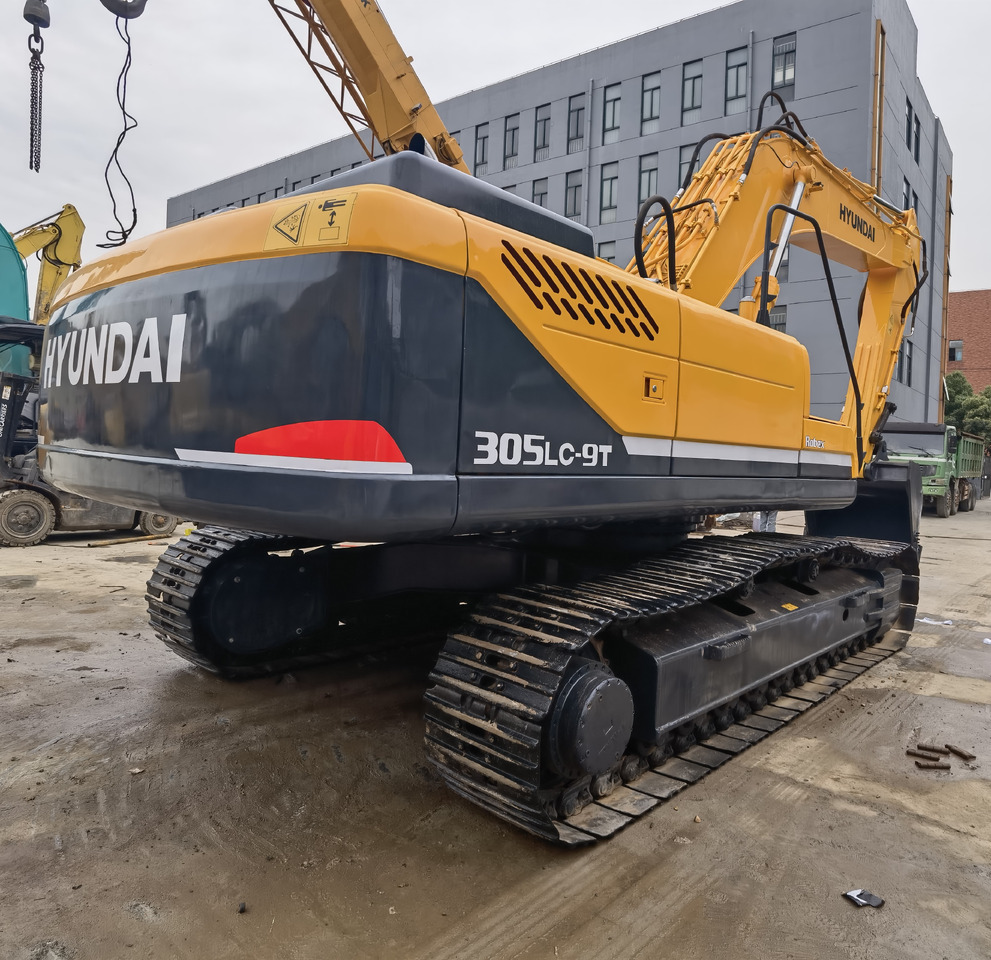 Hyundai 305LC-9T Excavator - 크롤러 굴삭기 : 사진 2 Hyundai 305LC-9T Excavator - 크롤러 굴삭기 : 사진 2
