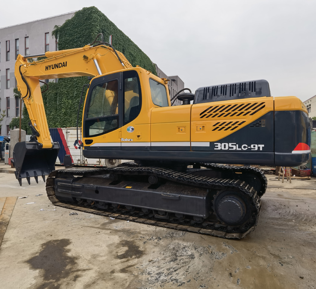 Hyundai 305LC-9T Excavator - 크롤러 굴삭기 : 사진 4 Hyundai 305LC-9T Excavator - 크롤러 굴삭기 : 사진 4