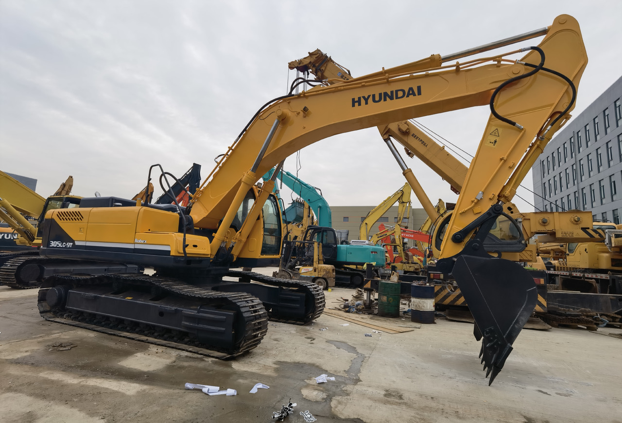 Hyundai 305LC-9T Excavator - 크롤러 굴삭기 : 사진 5 Hyundai 305LC-9T Excavator - 크롤러 굴삭기 : 사진 5
