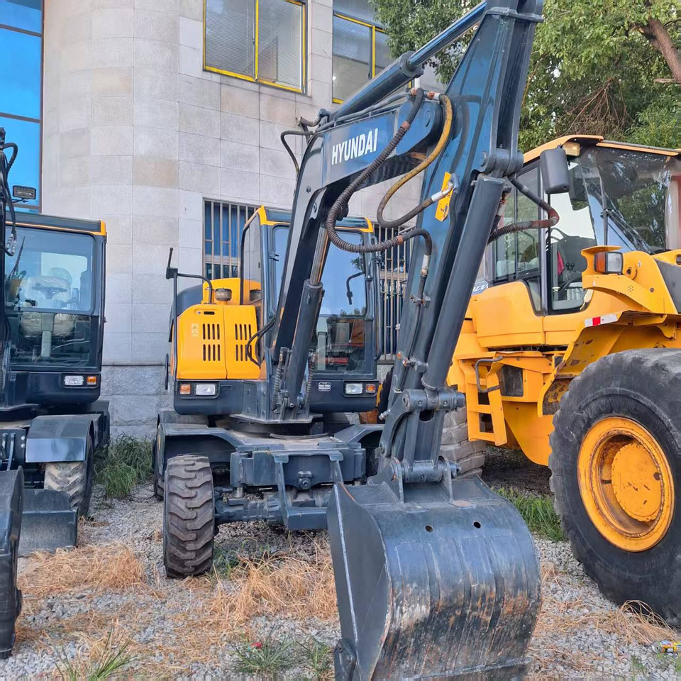 Hyundai 60wvs  excavator - 휠 굴삭기 : 사진 5 Hyundai 60wvs  excavator - 휠 굴삭기 : 사진 5