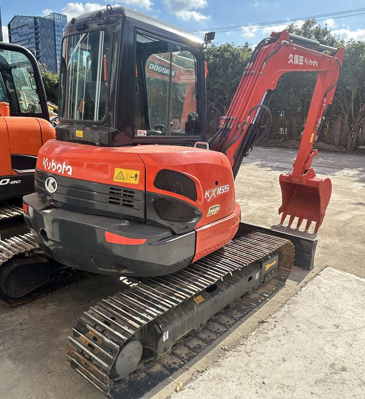 Kubota KX165-5 Excavators - 크롤러 굴삭기 : 사진 3 Kubota KX165-5 Excavators - 크롤러 굴삭기 : 사진 3