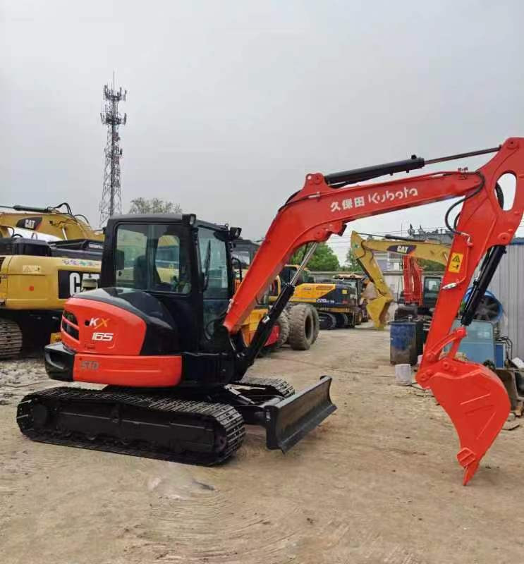 Kubota KX165 excavator - 미니 굴삭기 : 사진 1 Kubota KX165 excavator - 미니 굴삭기 : 사진 1
