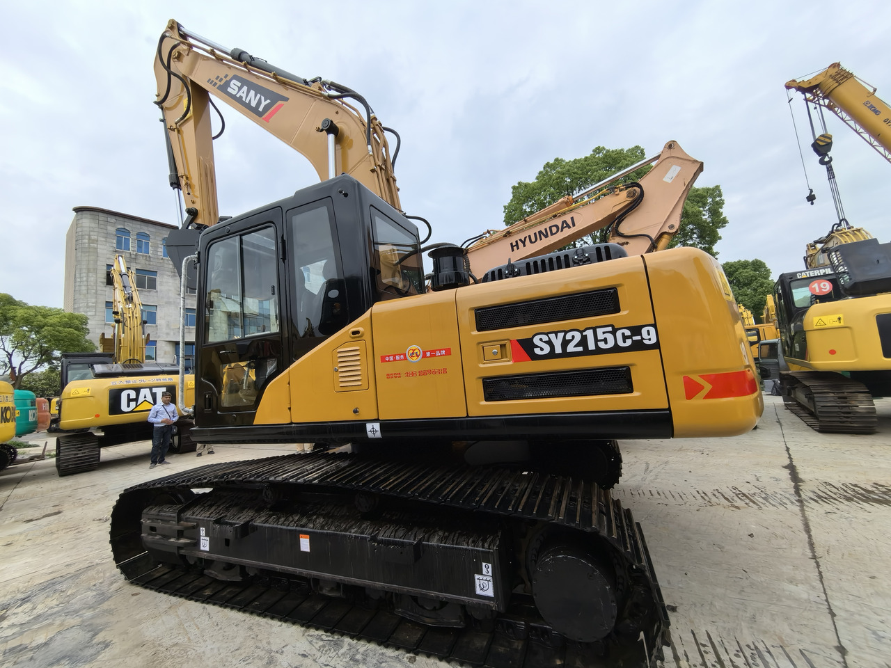 SANY 215C-9 Excavator - 크롤러 굴삭기 : 사진 3 SANY 215C-9 Excavator - 크롤러 굴삭기 : 사진 3