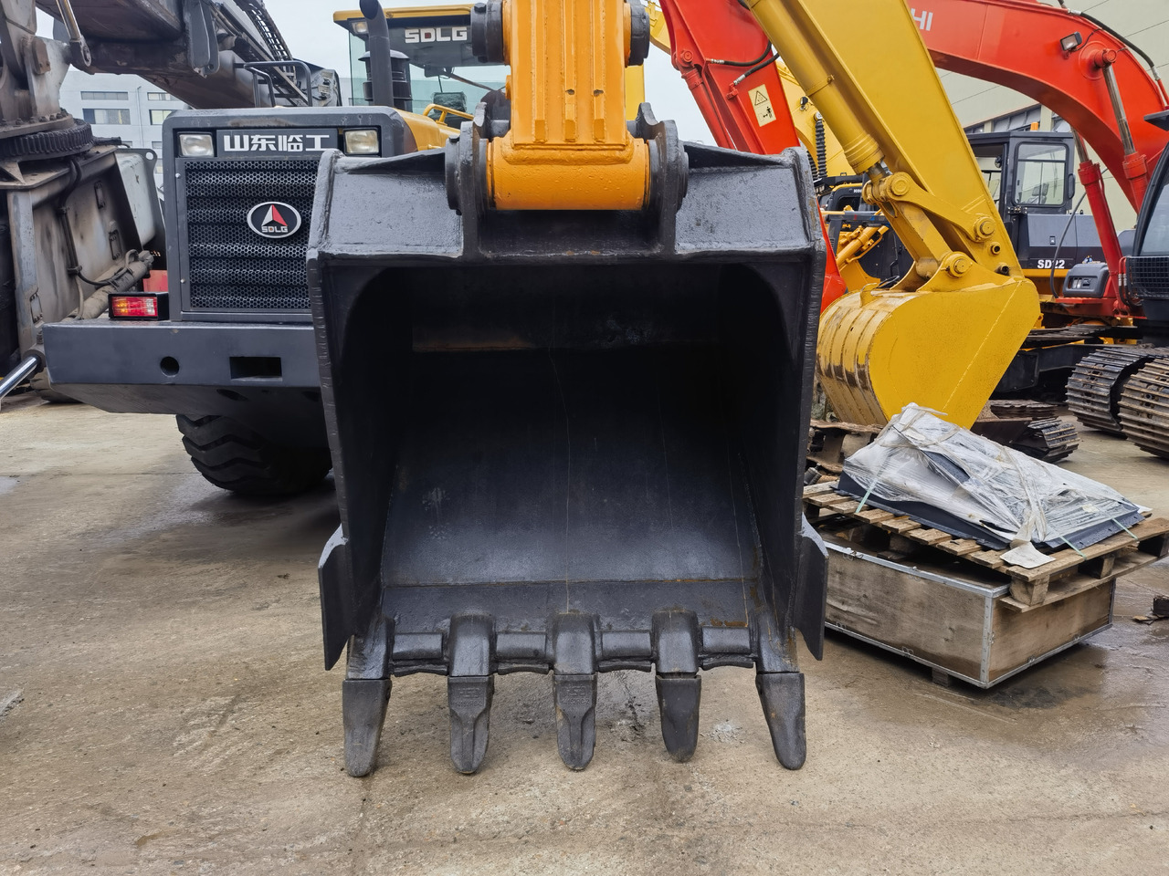 SANY 365H Excavator - 크롤러 굴삭기 : 사진 3 SANY 365H Excavator - 크롤러 굴삭기 : 사진 3