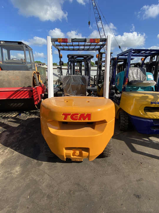 Second Hand komatsu tcm FD30 with good condition and high performance forklift TCM FD30 in stock - 디젤 지게차 : 사진 4 Second Hand komatsu tcm FD30 with good condition and high performance forklift TCM FD30 in stock - 디젤 지게차 : 사진 4