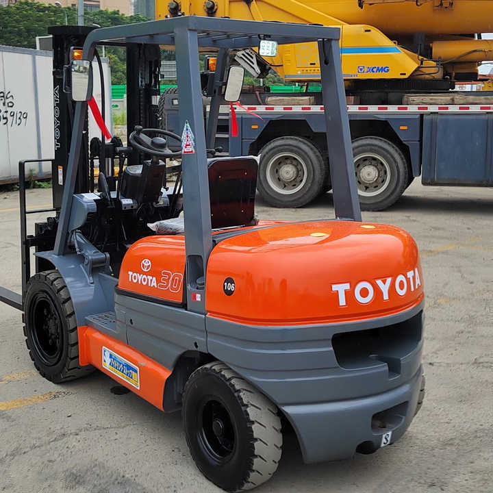 Second hand Toyota forklift FD30 used Toyota forklift FD30 FD50 FD70 TCM Komatsu forklift for sale - 디젤 지게차 : 사진 1 Second hand Toyota forklift FD30 used Toyota forklift FD30 FD50 FD70 TCM Komatsu forklift for sale - 디젤 지게차 : 사진 1