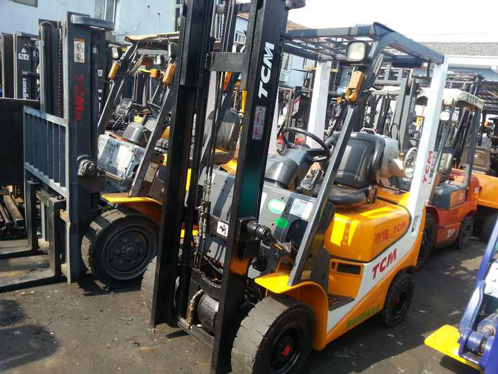Warehouse handling using TCM30 forklift 3 tons TCM FD30 used forklift FD30 used forklifts sale shanghai china - 디젤 지게차 : 사진 4 Warehouse handling using TCM30 forklift 3 tons TCM FD30 used forklift FD30 used forklifts sale shanghai china - 디젤 지게차 : 사진 4