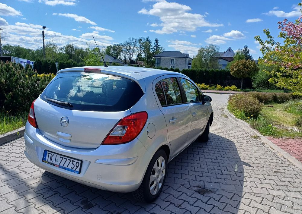 Opel Corsa 1.2 16V Graphite - 차량 : 사진 5 Opel Corsa 1.2 16V Graphite - 차량 : 사진 5