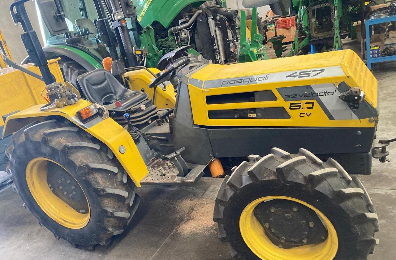 Trattore Pasquali 457 4RM - 장궤형 트랙터 : 사진 4 Trattore Pasquali 457 4RM - 장궤형 트랙터 : 사진 4