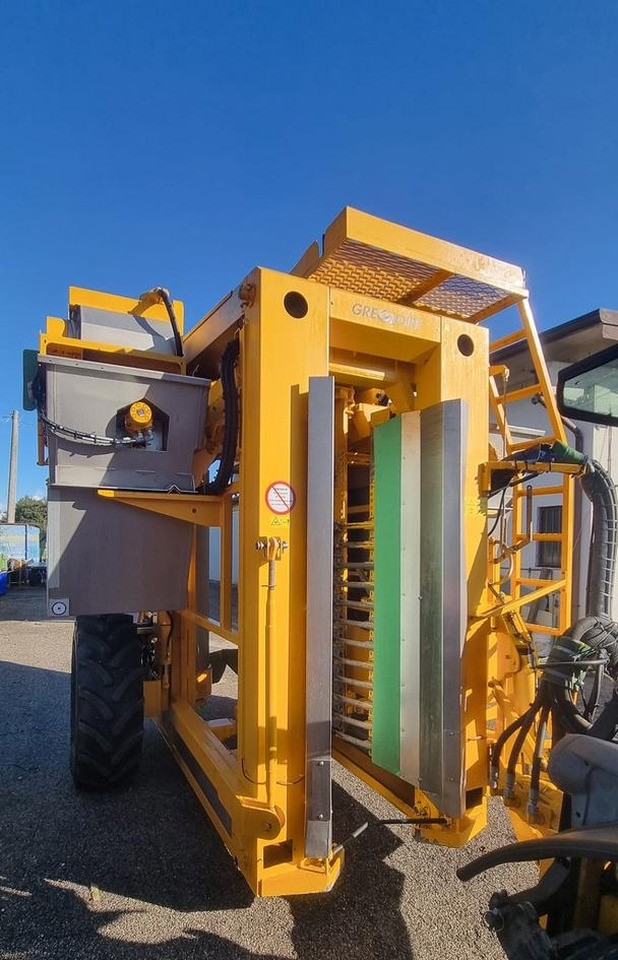 Vendemmiatrice Gregoire G2.230 - 장궤형 트랙터 : 사진 3 Vendemmiatrice Gregoire G2.230 - 장궤형 트랙터 : 사진 3