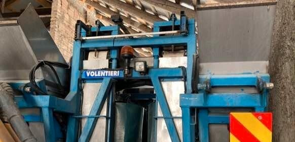 Vendemmiatrice Volentieri VG 2000/2 TA - 수확기 부착물 : 사진 1 Vendemmiatrice Volentieri VG 2000/2 TA - 수확기 부착물 : 사진 1