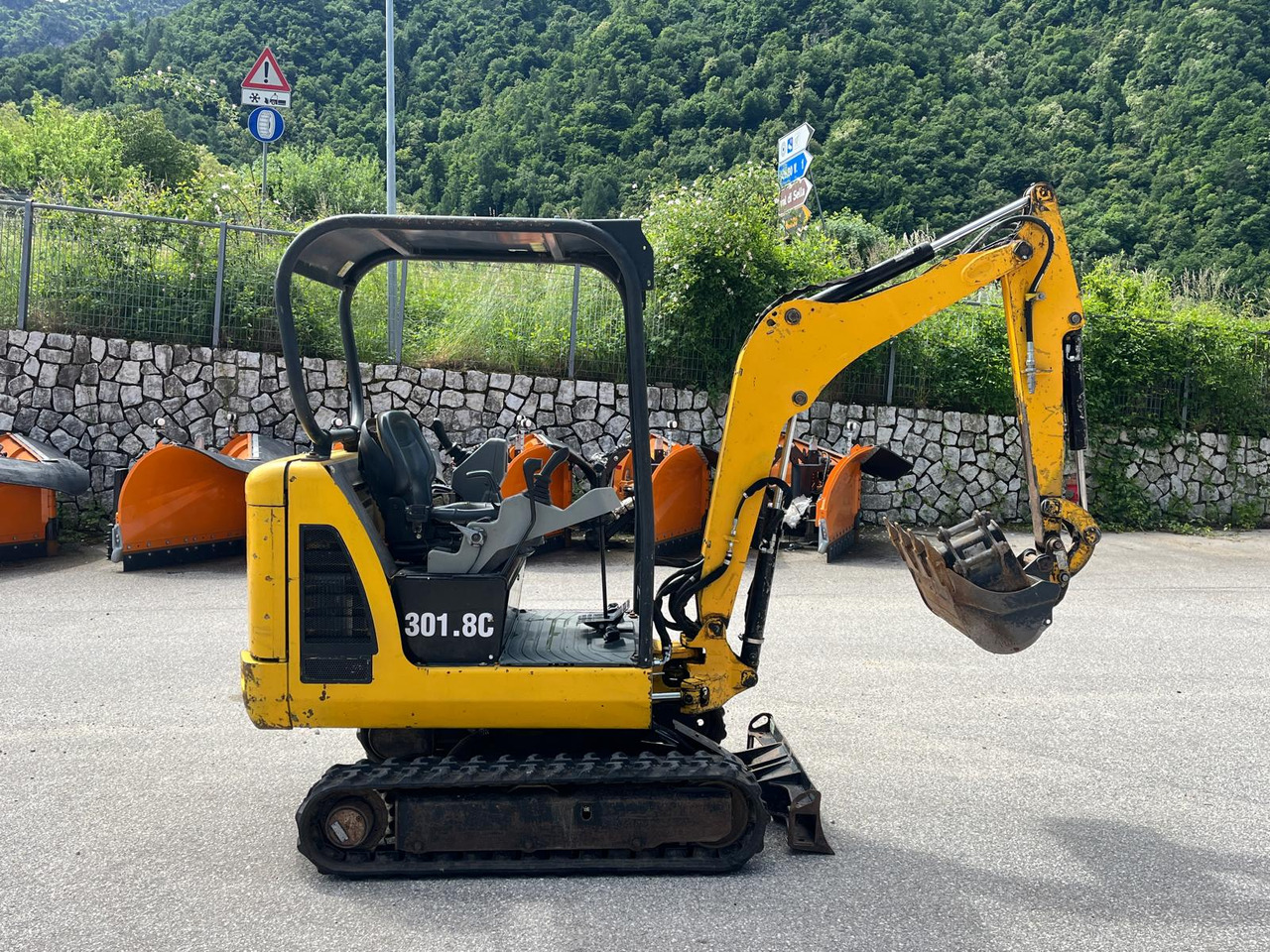 MINIESCAVATORE CAT 301.8 C - 미니 굴삭기 : 사진 5 MINIESCAVATORE CAT 301.8 C - 미니 굴삭기 : 사진 5