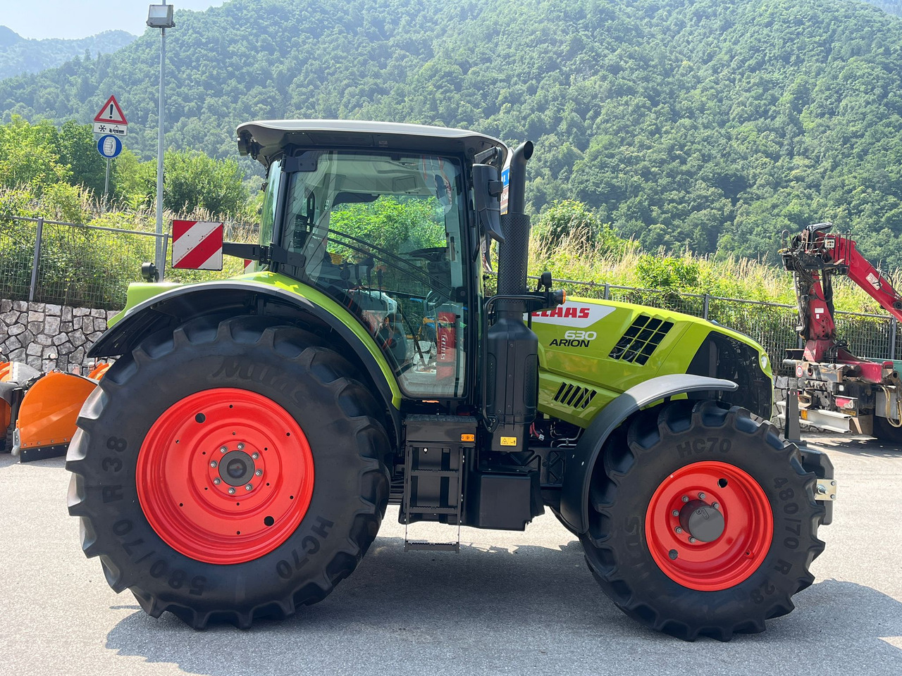 TRATTORE CLAAS ARION 630 - 장궤형 트랙터 : 사진 4 TRATTORE CLAAS ARION 630 - 장궤형 트랙터 : 사진 4