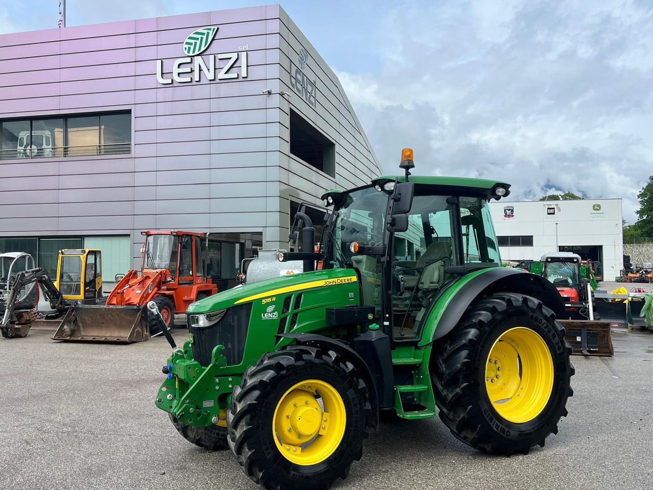 TRATTORE JOHN DEERE 5115R - 장궤형 트랙터 : 사진 5 TRATTORE JOHN DEERE 5115R - 장궤형 트랙터 : 사진 5