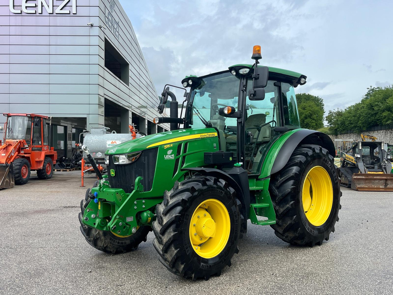 TRATTORE JOHN DEERE 5115R - 장궤형 트랙터 : 사진 2 TRATTORE JOHN DEERE 5115R - 장궤형 트랙터 : 사진 2