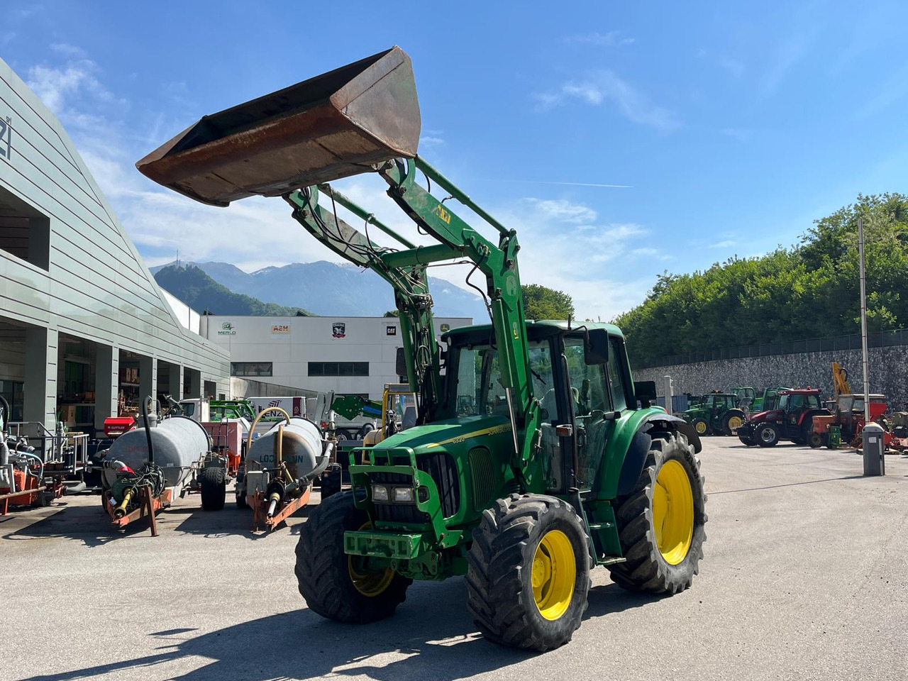 TRATTORE JOHN DEERE 6320 - 장궤형 트랙터 : 사진 2 TRATTORE JOHN DEERE 6320 - 장궤형 트랙터 : 사진 2