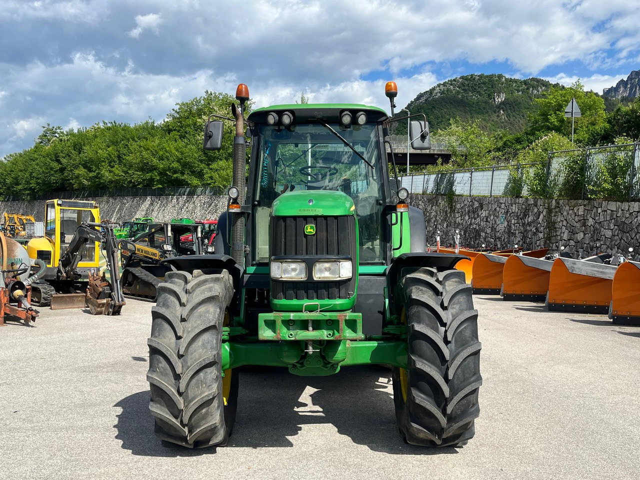 TRATTORE JOHN DEERE 6920S - 장궤형 트랙터 : 사진 5 TRATTORE JOHN DEERE 6920S - 장궤형 트랙터 : 사진 5