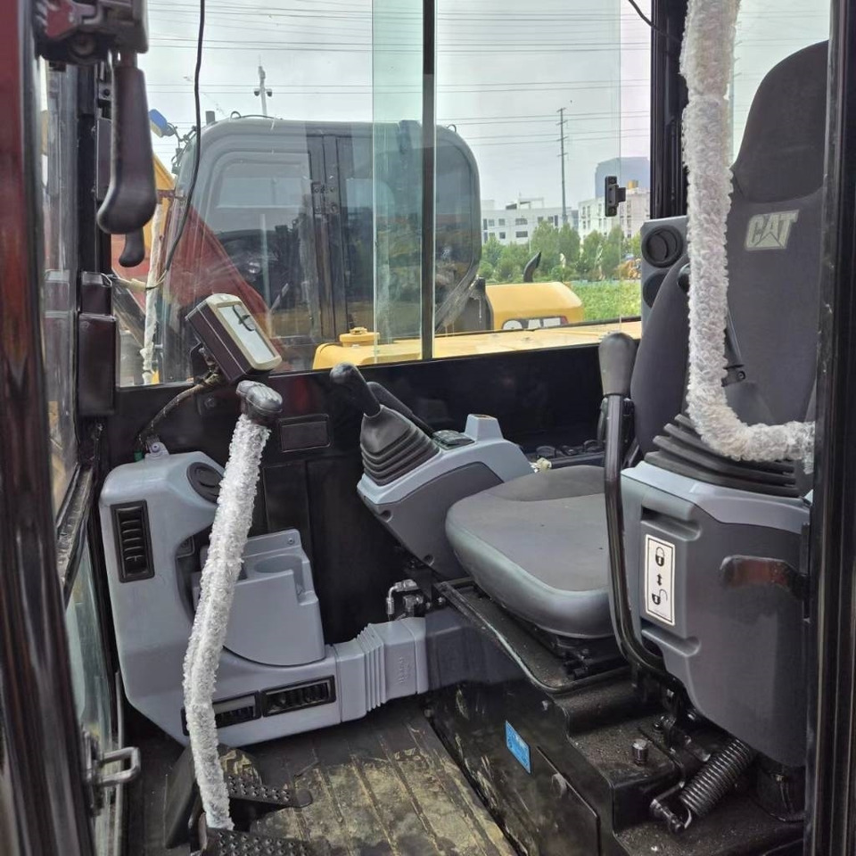 CAT 305  - 미니 굴삭기 : 사진 5 CAT 305  - 미니 굴삭기 : 사진 5