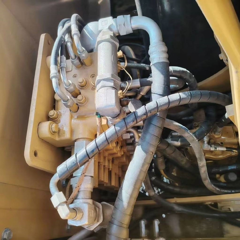 CAT 308 - 크롤러 굴삭기 : 사진 3 CAT 308 - 크롤러 굴삭기 : 사진 3