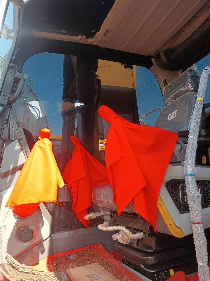 CAT 320 GC - 크롤러 굴삭기 : 사진 4 CAT 320 GC - 크롤러 굴삭기 : 사진 4