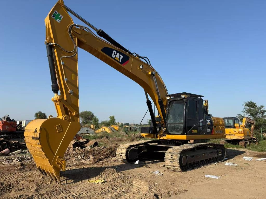 CAT 325  - 크롤러 굴삭기 : 사진 1 CAT 325  - 크롤러 굴삭기 : 사진 1