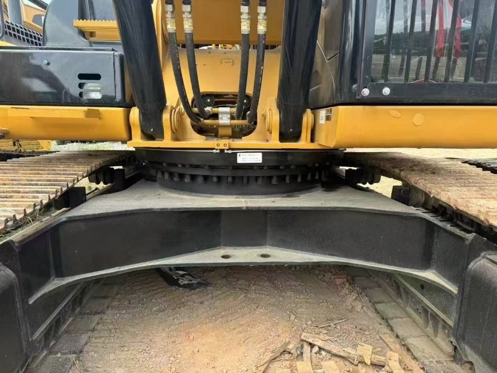 CAT 330 D L - 크롤러 굴삭기 : 사진 5 CAT 330 D L - 크롤러 굴삭기 : 사진 5