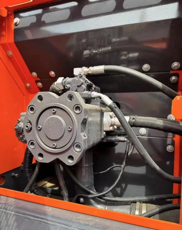 Doosan DX 225 - 크롤러 굴삭기 : 사진 3 Doosan DX 225 - 크롤러 굴삭기 : 사진 3