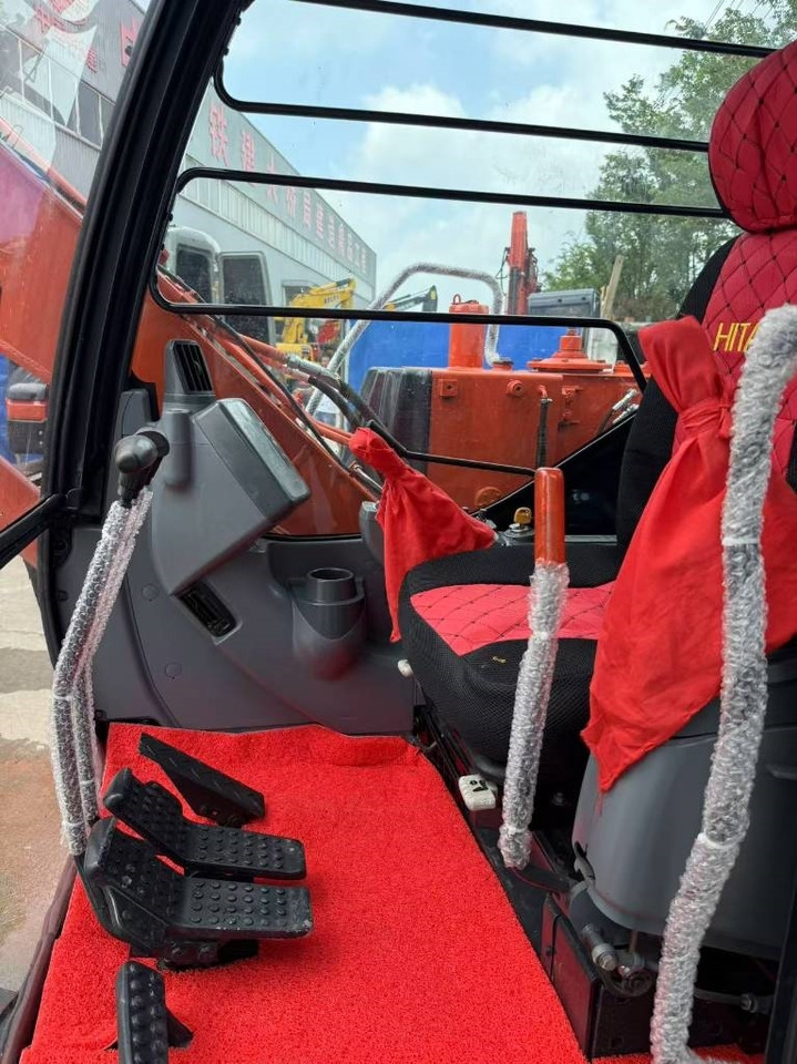 Hitachi Zaxis 60 - 크롤러 굴삭기 : 사진 5 Hitachi Zaxis 60 - 크롤러 굴삭기 : 사진 5