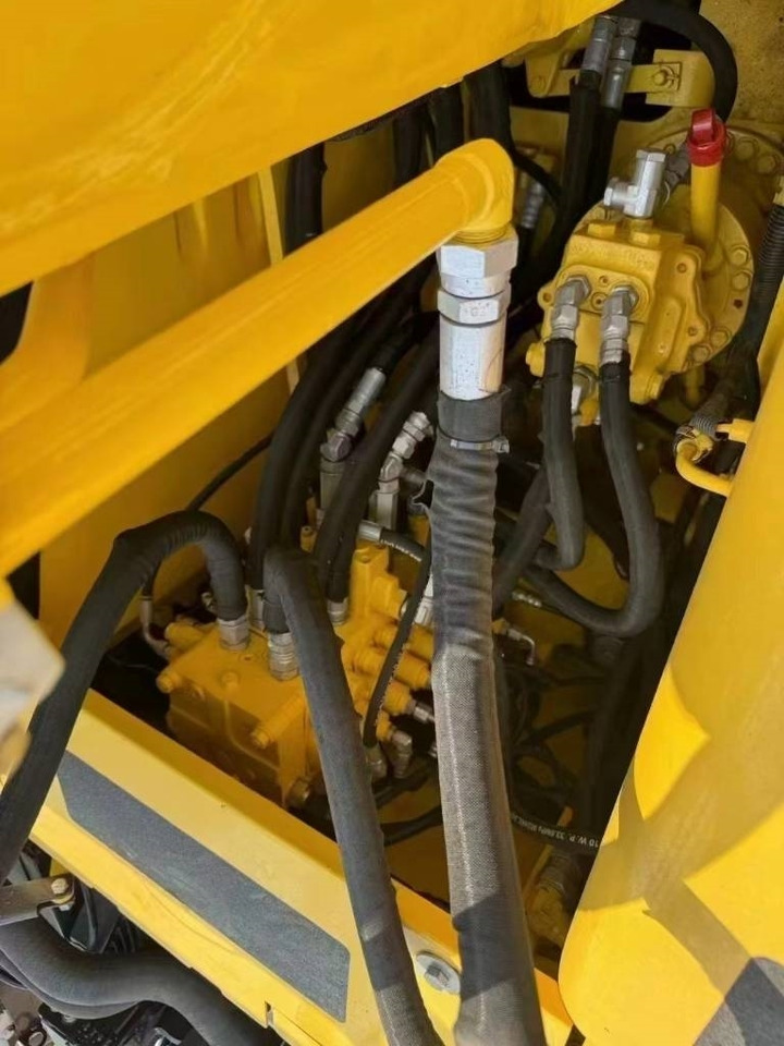 Komatsu PC 130 - 크롤러 굴삭기 : 사진 4 Komatsu PC 130 - 크롤러 굴삭기 : 사진 4