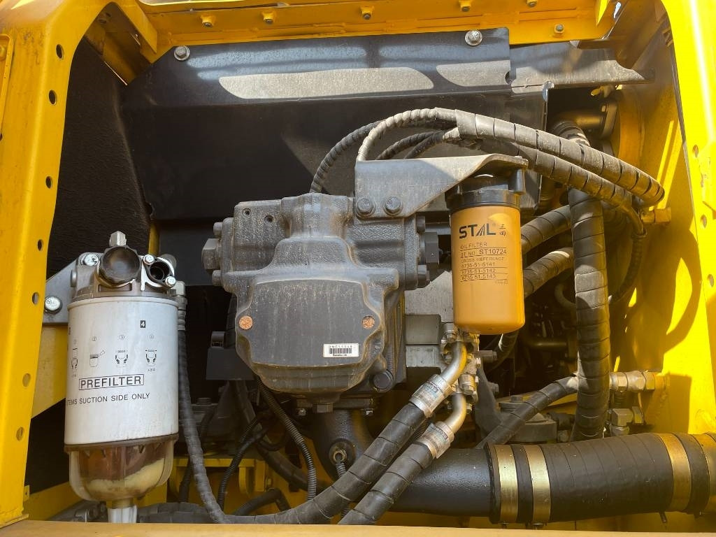 Komatsu PC 210 - 크롤러 굴삭기 : 사진 4 Komatsu PC 210 - 크롤러 굴삭기 : 사진 4