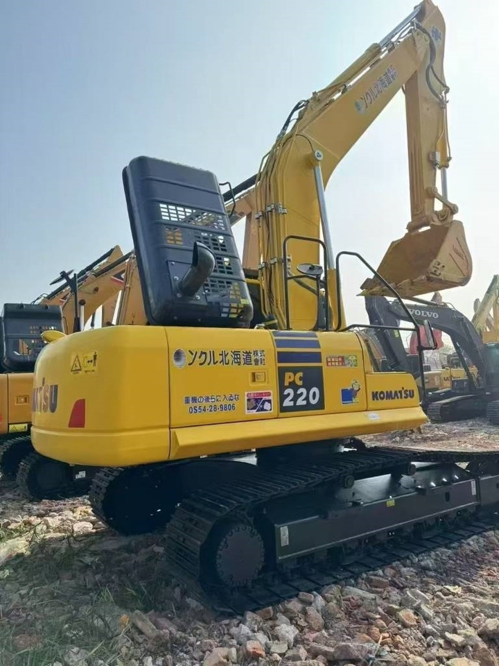 Komatsu PC 220-8 - 크롤러 굴삭기 : 사진 5 Komatsu PC 220-8 - 크롤러 굴삭기 : 사진 5
