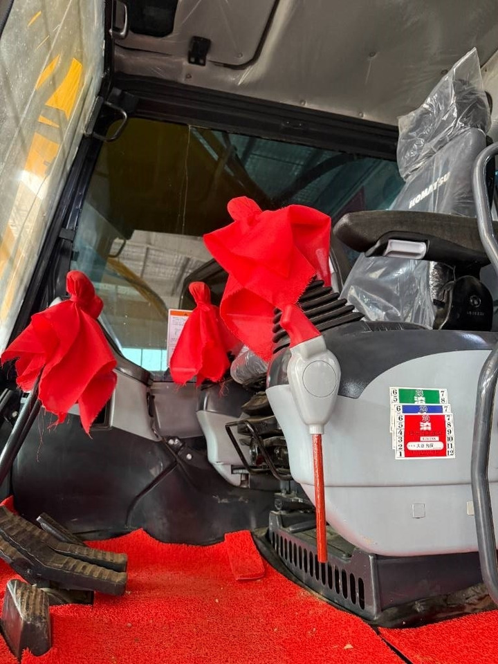 Komatsu PC 350 - 크롤러 굴삭기 : 사진 2 Komatsu PC 350 - 크롤러 굴삭기 : 사진 2