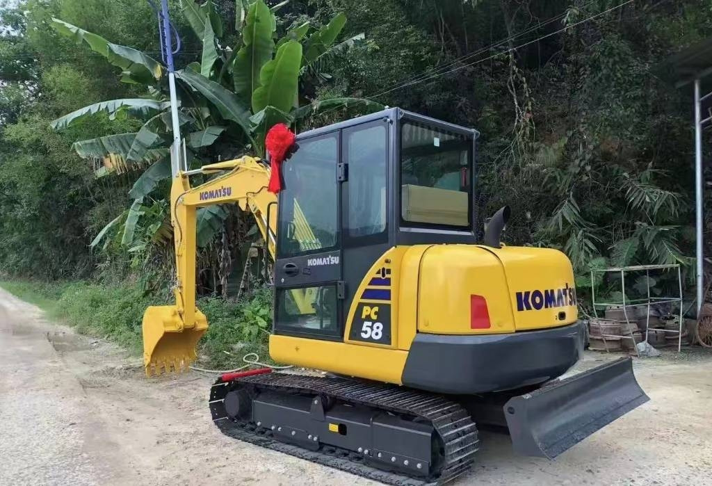 Komatsu PC 58 - 미니 굴삭기 : 사진 1 Komatsu PC 58 - 미니 굴삭기 : 사진 1