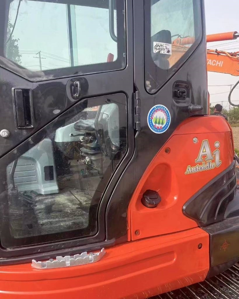 Kubota 161 - 크롤러 굴삭기 : 사진 2 Kubota 161 - 크롤러 굴삭기 : 사진 2