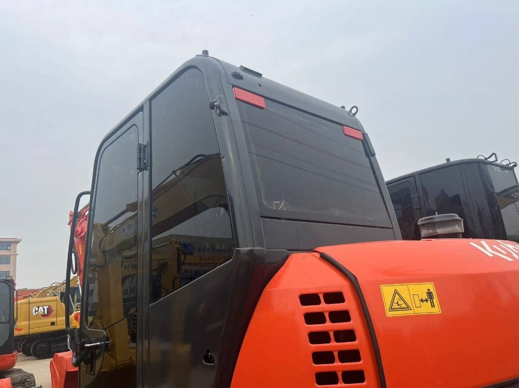 Kubota KX 183 - 크롤러 굴삭기 : 사진 3 Kubota KX 183 - 크롤러 굴삭기 : 사진 3