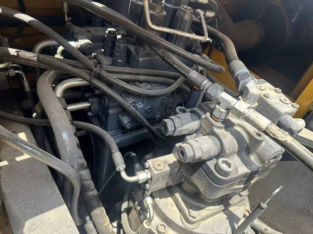 XCMG XE 215 DA - 크롤러 굴삭기 : 사진 4 XCMG XE 215 DA - 크롤러 굴삭기 : 사진 4