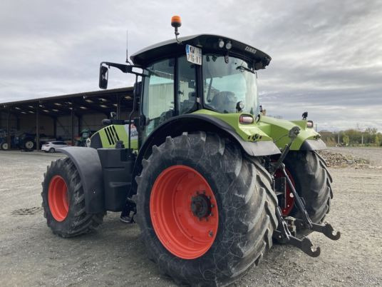 Claas ARION 640 CEBIS - 장궤형 트랙터 : 사진 4 Claas ARION 640 CEBIS - 장궤형 트랙터 : 사진 4