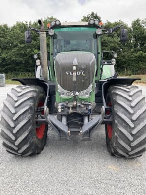 Fendt 824 VARIO SCR PROFI - 장궤형 트랙터 : 사진 4 Fendt 824 VARIO SCR PROFI - 장궤형 트랙터 : 사진 4