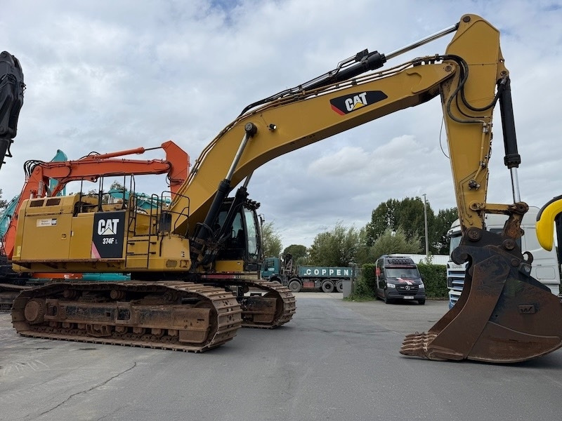 CAT 374 F L - 크롤러 굴삭기 : 사진 5 CAT 374 F L - 크롤러 굴삭기 : 사진 5