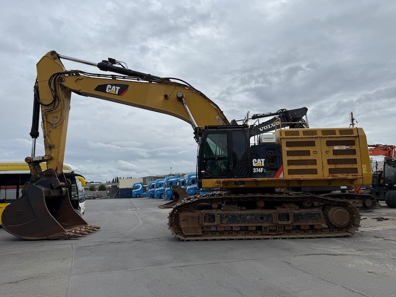 CAT 374 F L - 크롤러 굴삭기 : 사진 2 CAT 374 F L - 크롤러 굴삭기 : 사진 2