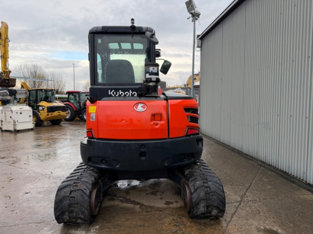 Kubota U 48-4 - 미니 굴삭기 : 사진 3 Kubota U 48-4 - 미니 굴삭기 : 사진 3