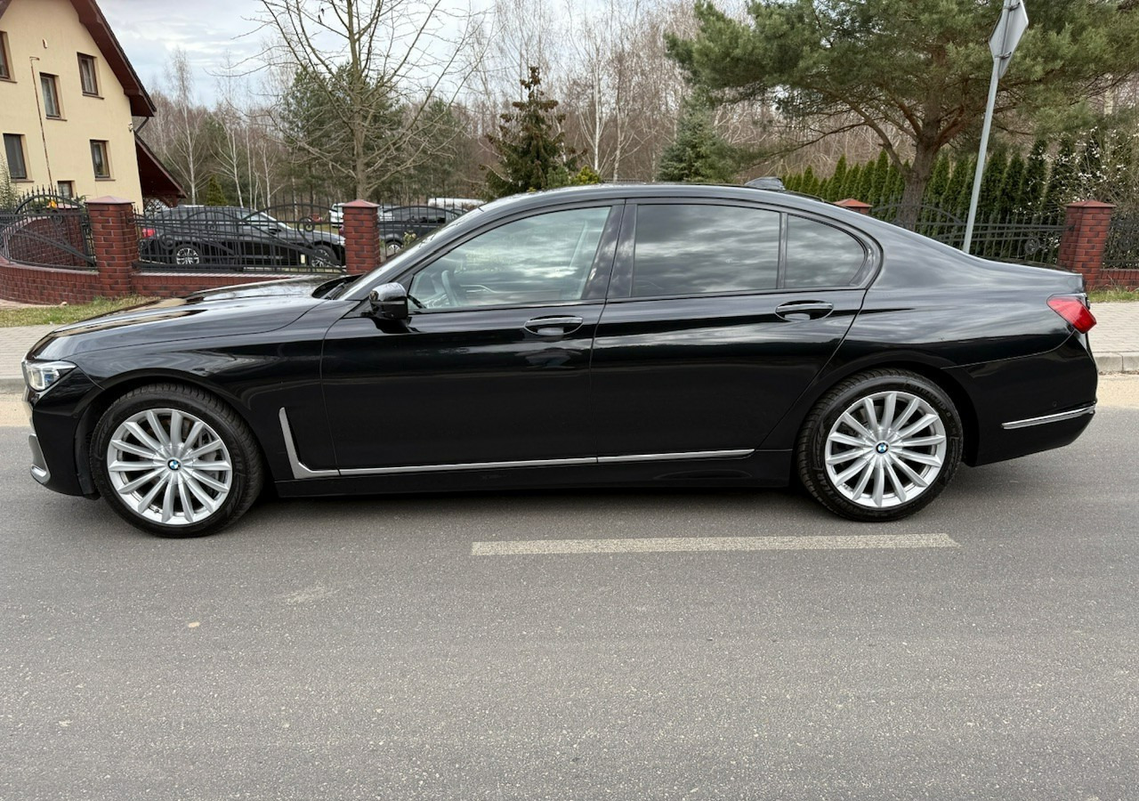 BMW SERIA 7 II (G11/G12) BMW SERIA 7 740d Xdrive 340KM Luxury+Exclusive Masaże Adaptiv Oś Lasery 2022 FV2 - 차량 : 사진 5 BMW SERIA 7 II (G11/G12) BMW SERIA 7 740d Xdrive 340KM Luxury+Exclusive Masaże Adaptiv Oś Lasery 2022 FV2 - 차량 : 사진 5