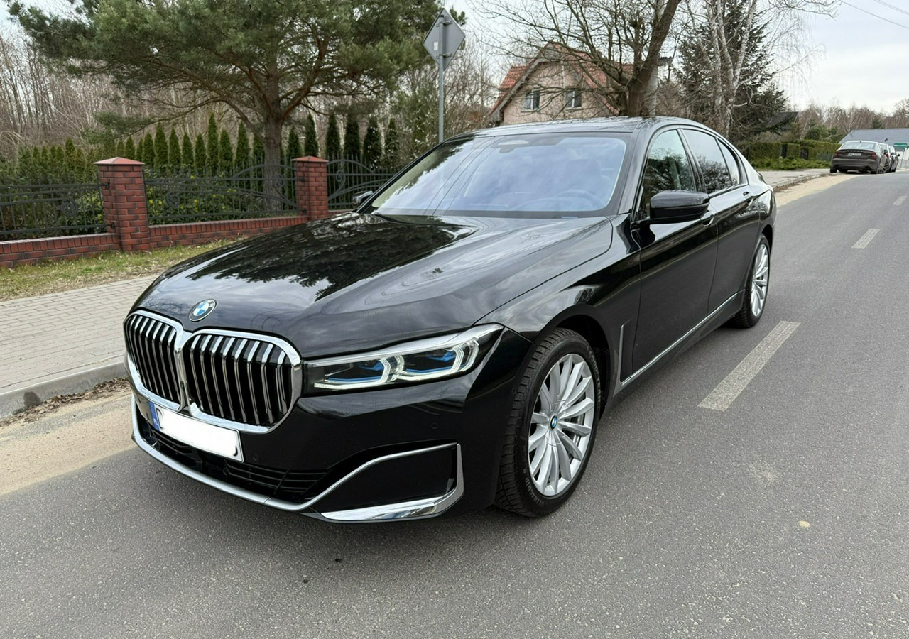 BMW SERIA 7 II (G11/G12) BMW SERIA 7 740d Xdrive 340KM Luxury+Exclusive Masaże Adaptiv Oś Lasery 2022 FV2 - 차량 : 사진 4 BMW SERIA 7 II (G11/G12) BMW SERIA 7 740d Xdrive 340KM Luxury+Exclusive Masaże Adaptiv Oś Lasery 2022 FV2 - 차량 : 사진 4