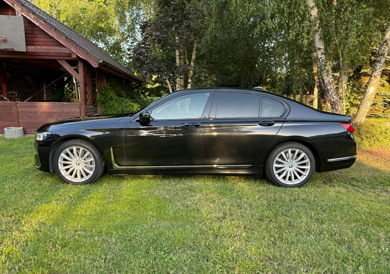 BMW SERIA 7 II (G11/G12) BMW SERIA 7 740d Xdrive 340KM Luxury+Exclusive Masaże Adaptiv Oś Lasery 2022 FV2 - 세단 : 사진 4 BMW SERIA 7 II (G11/G12) BMW SERIA 7 740d Xdrive 340KM Luxury+Exclusive Masaże Adaptiv Oś Lasery 2022 FV2 - 세단 : 사진 4