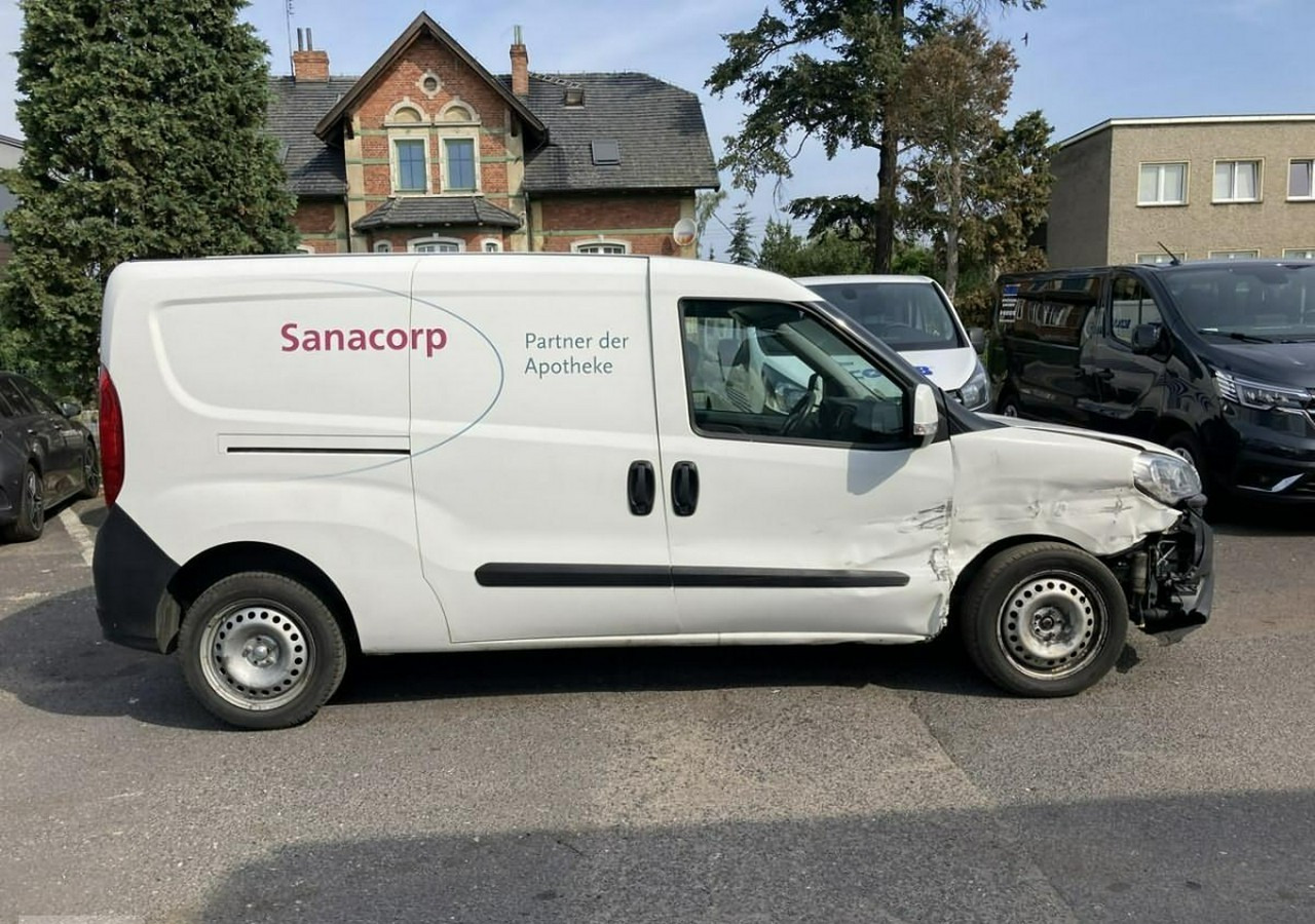 Fiat Doblo Fiat Doblo 1,6 jtd ECO Flex chłodnia do leków 2017 - 냉동 밴 : 사진 5 Fiat Doblo Fiat Doblo 1,6 jtd ECO Flex chłodnia do leków 2017 - 냉동 밴 : 사진 5