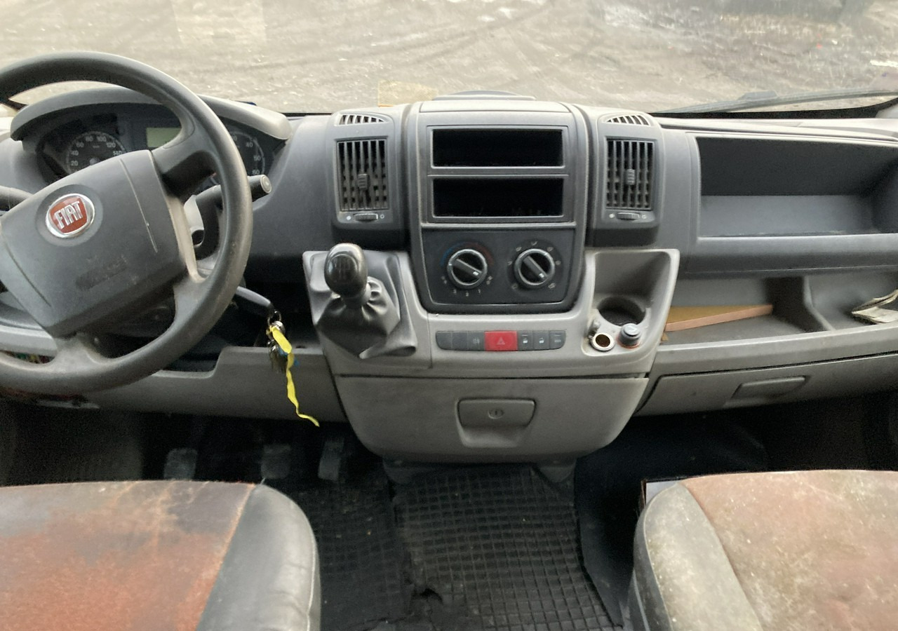 Fiat Ducato Autosklep pieczywa sklep Bar Gastronomiczny Food Truck Foodtruck 200 - 벤딩 트럭 : 사진 4 Fiat Ducato Autosklep pieczywa sklep Bar Gastronomiczny Food Truck Foodtruck 200 - 벤딩 트럭 : 사진 4