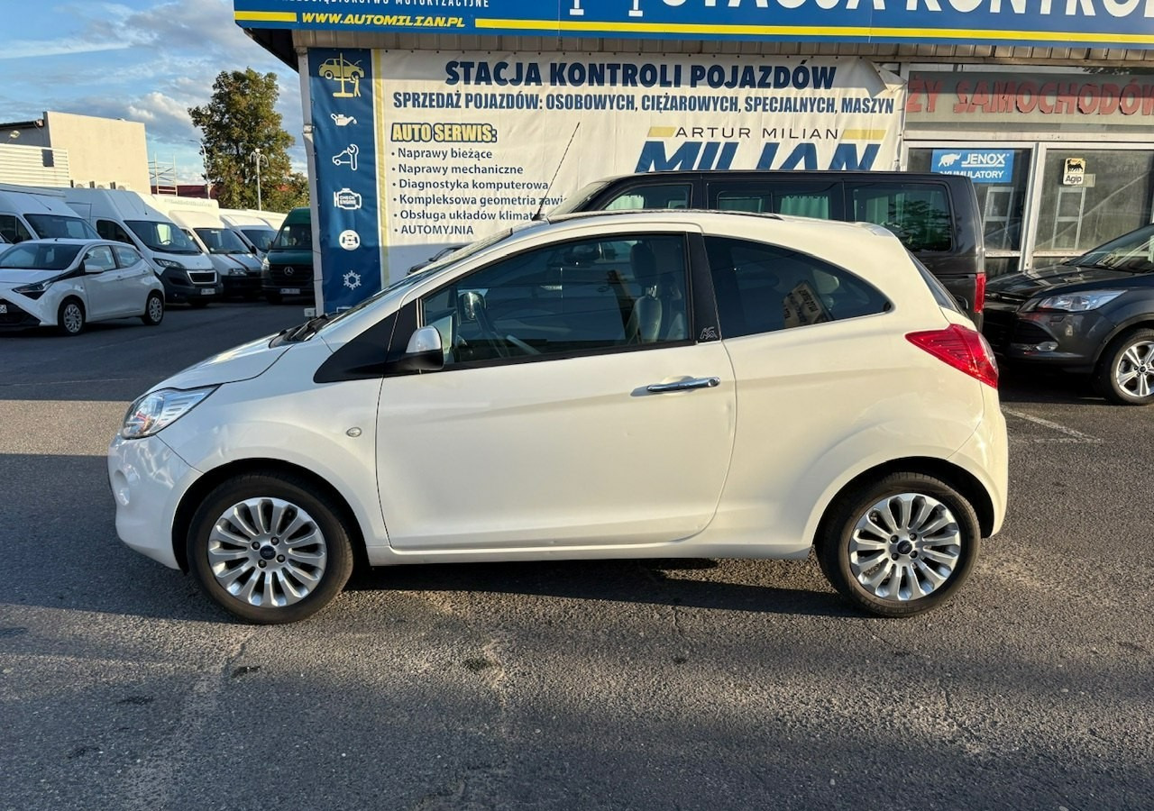 Ford KA II Ford KA 1.2 Champions Edition Klima Panorama 2012 - 해치백 : 사진 2 Ford KA II Ford KA 1.2 Champions Edition Klima Panorama 2012 - 해치백 : 사진 2